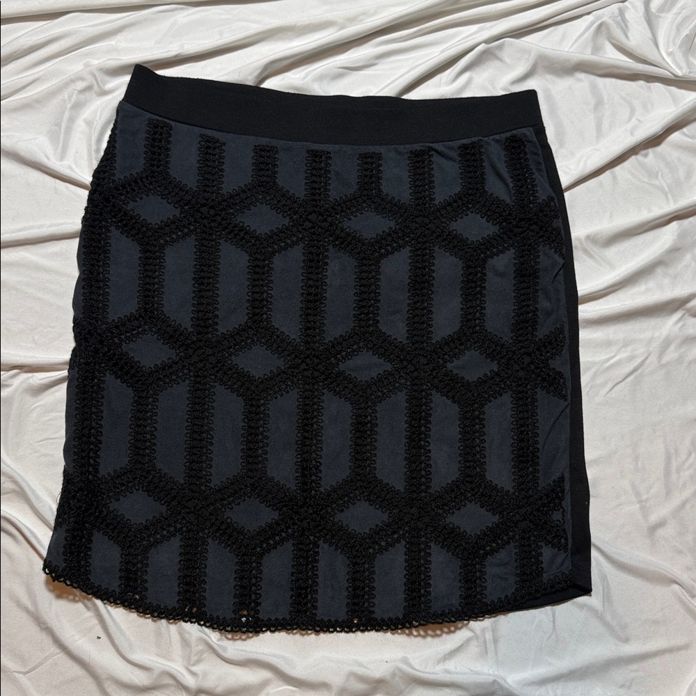 H&M Black Textured Mini Skirt
